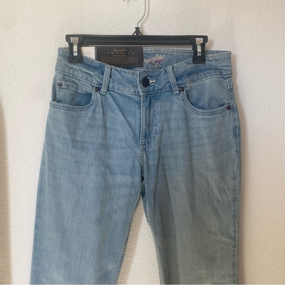 Wrangler Retro Mae Mid Rise Denim Jeans - Picture 3 of 5